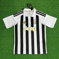 Juventus 26/27 White/Black/Gold Home Jersey