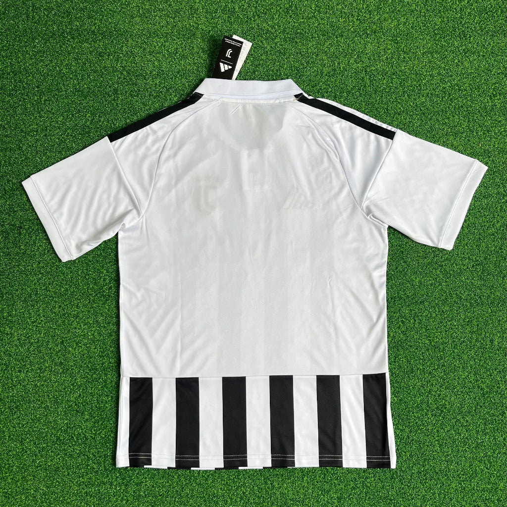 Juventus 26/27 White/Black/Gold Home Jersey