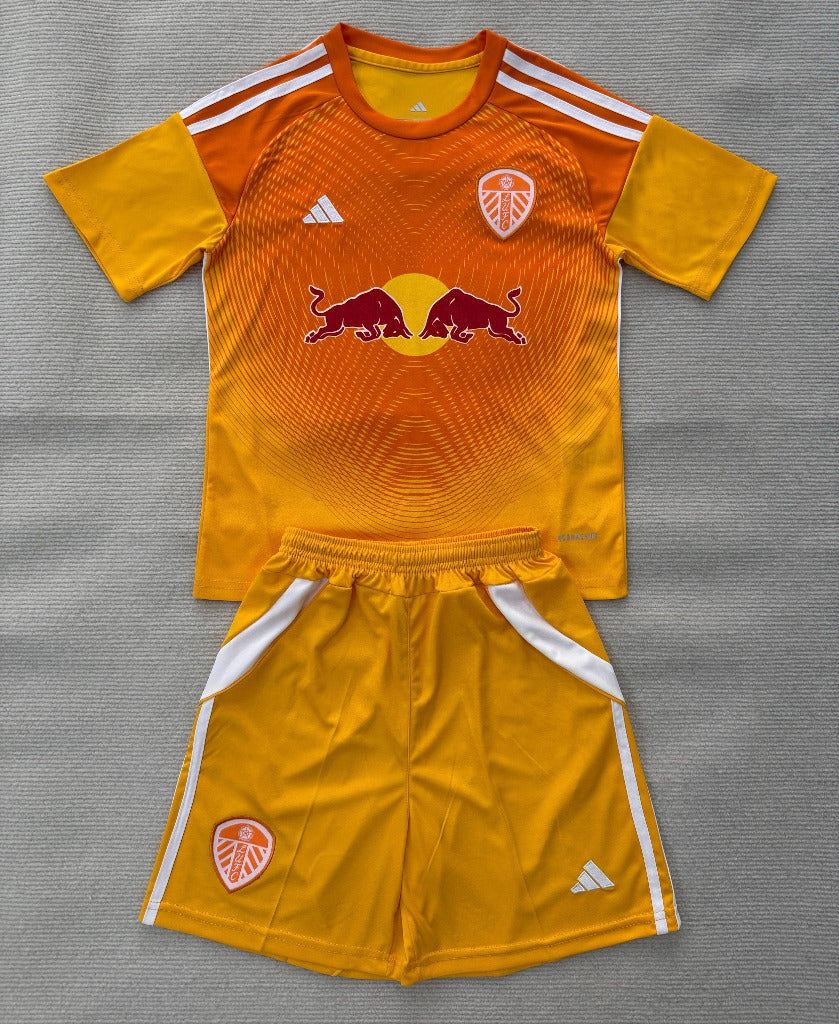 Leeds United 25/26 Orange Goalkeeper Kids Jersey Set
