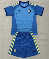 Leeds United 26/27 Blue/Yellow Stripes Goalkeeper Kids Jersey Set