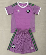 Leeds United 26/27 Purple/Green Stripes Goalkeeper Kids Jersey Set