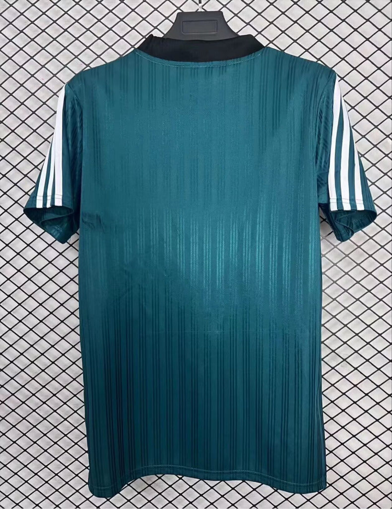 Liverpool 1995 Retro Green/White Stripes Away Jersey