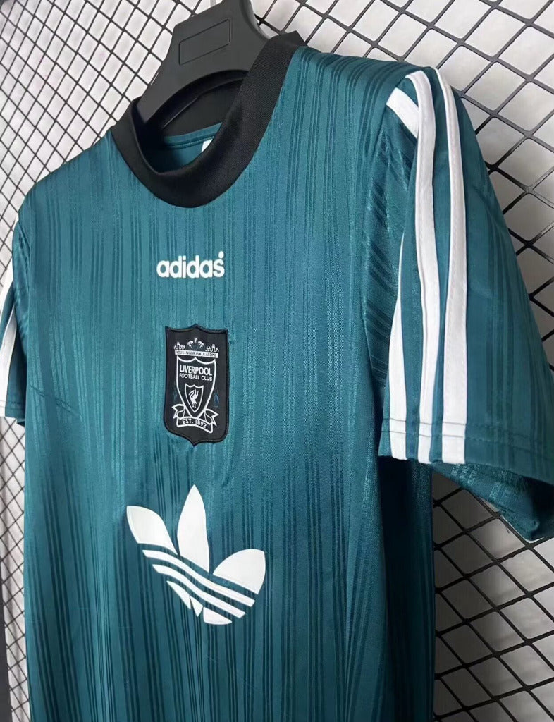 Liverpool 1995 Retro Green/White Stripes Away Jersey