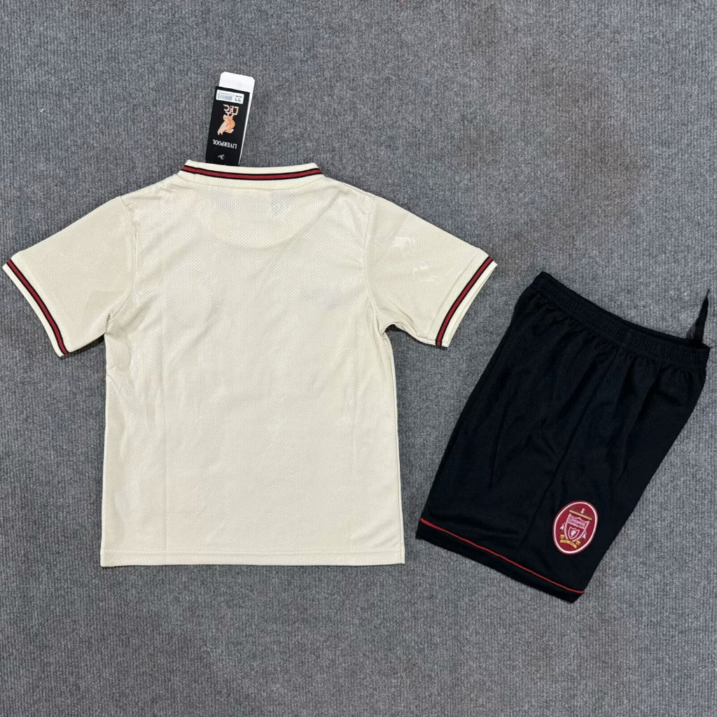Liverpool 1996/97 Vintage Retro Away Kids Jersey Set