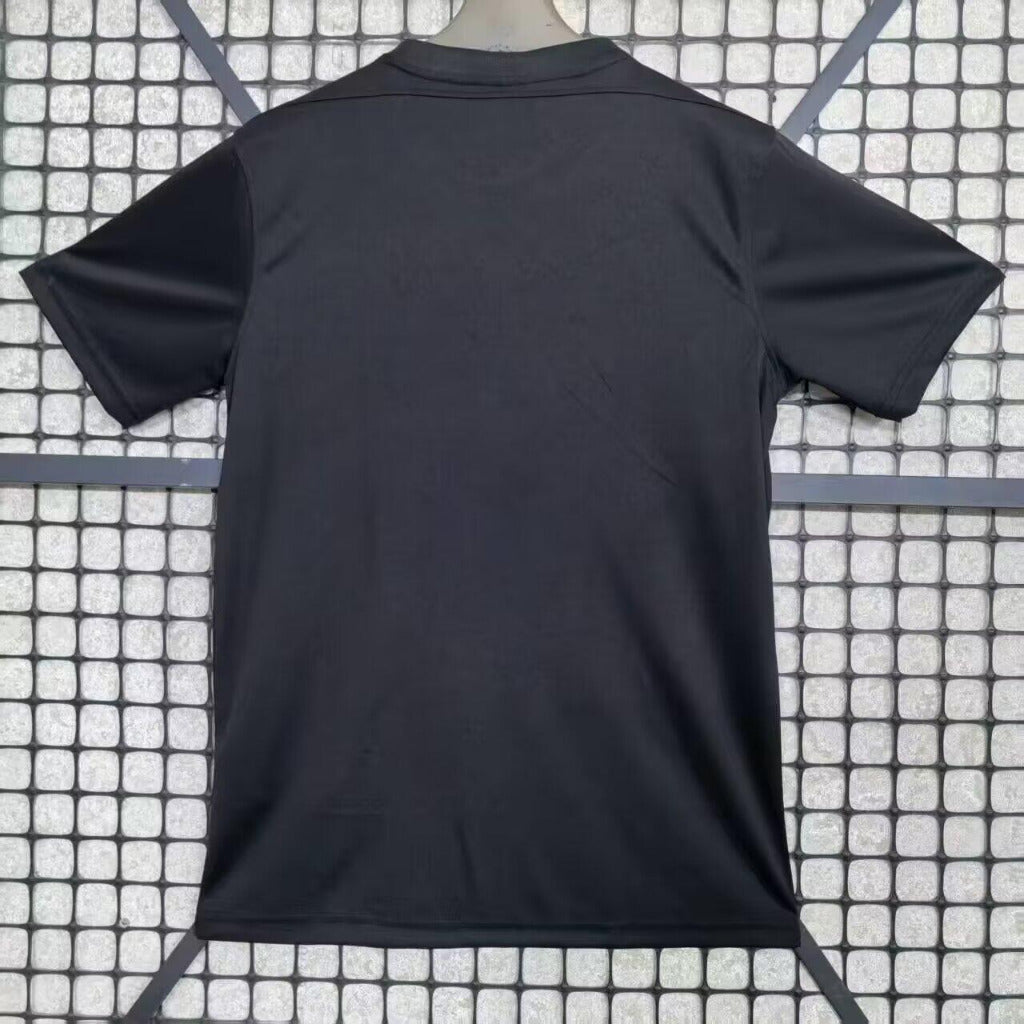 Liverpool 25/26 Black Commemorative Edition Jersey