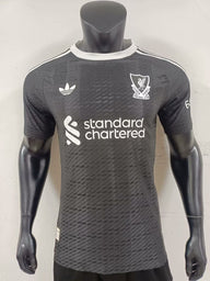 Liverpool 25/26 Black Goalkeeper Player Version Jersey