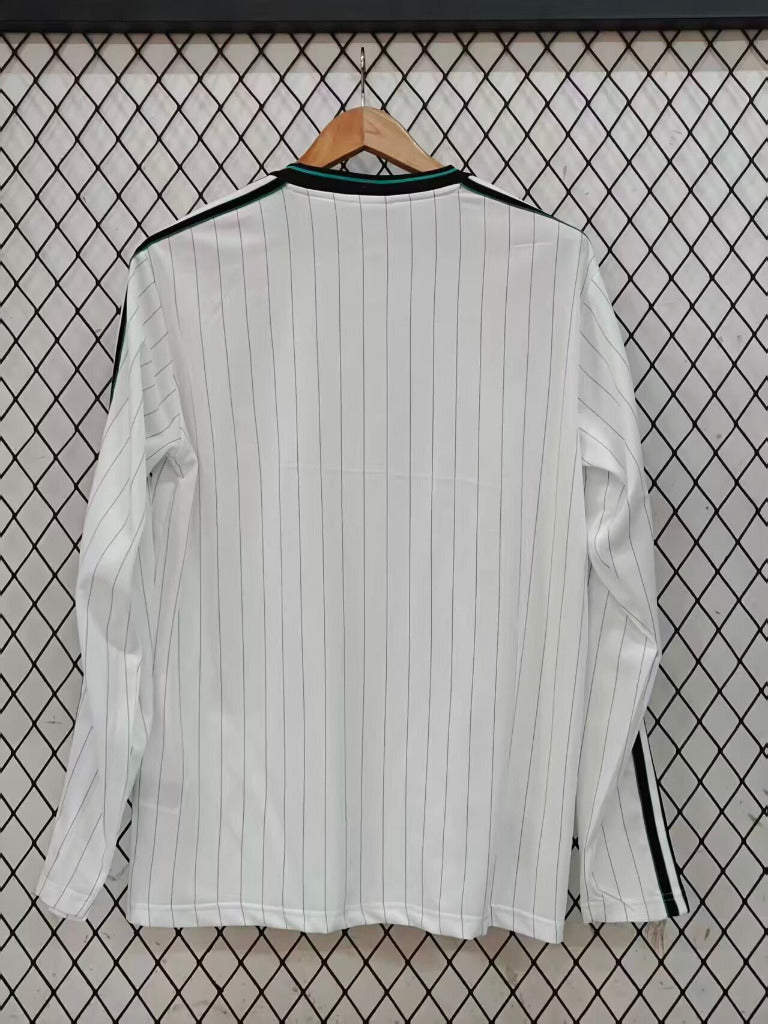 Liverpool 25/26 White/Black/Green Retro Long-Sleeve Jersey
