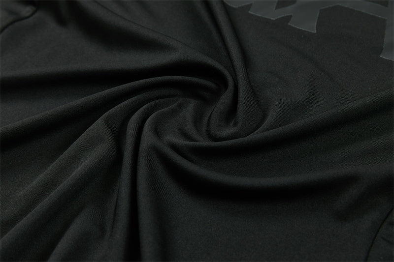 Liverpool 26/27 All-Black Training Tracksuit Set