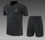 Liverpool 26/27 Black Training Kids Jersey Set
