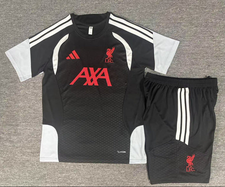 Liverpool 26/27 Black/White Training Kids Jersey Set