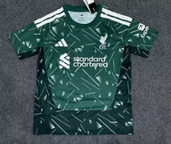 Liverpool 26/27 Green/White Stripes Goalkeeper Jersey