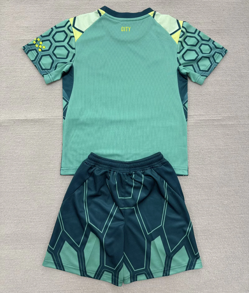 Manchester City 26/27 Green Honeycomb Goalkeeper Kids Jersey Set
