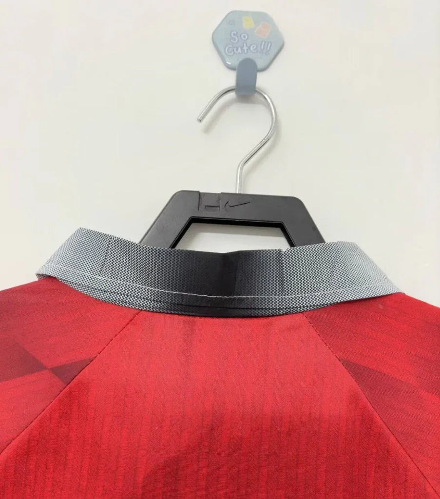 Manchester United 1996/97 Vintage Retro Home Jersey - Concept Kits