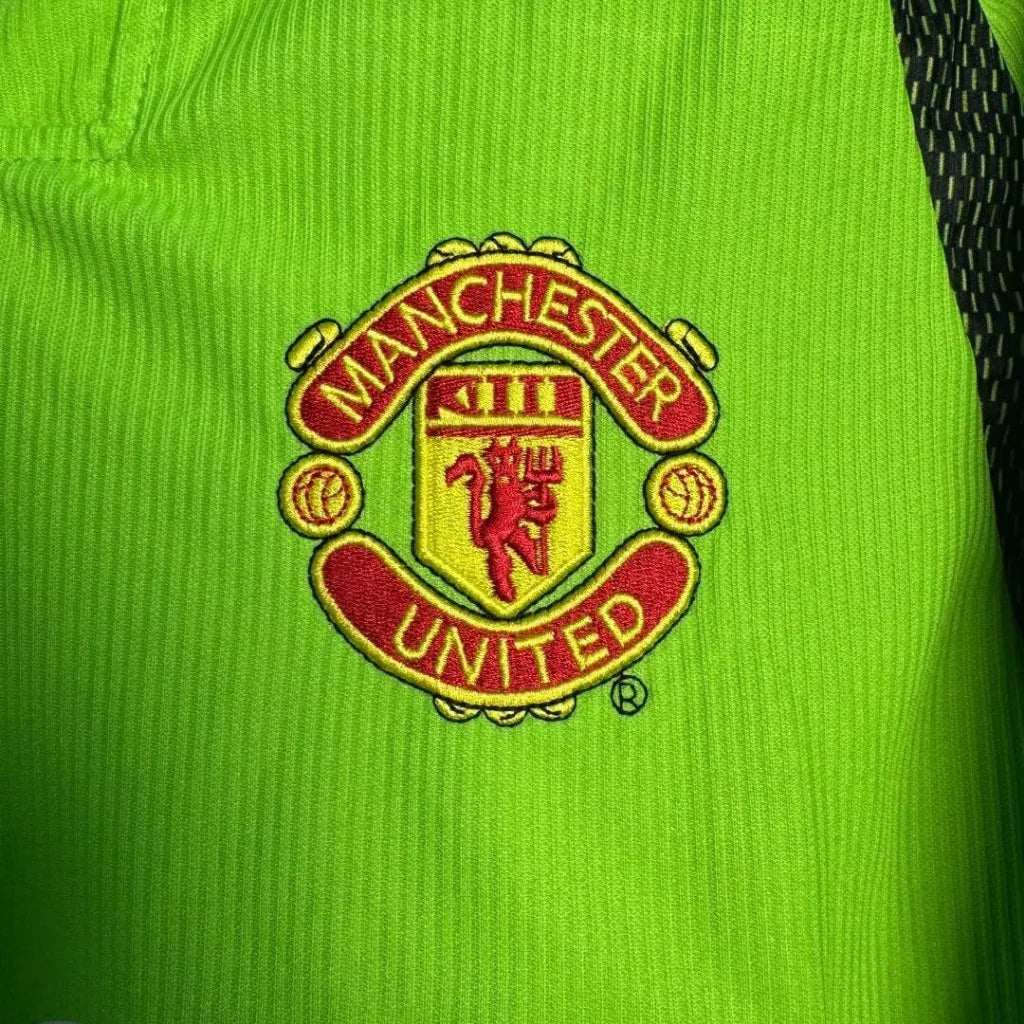Manchester United 1998/99 Vintage Retro Green Goalkeeper Long Sleeves Jersey - Concept Kits