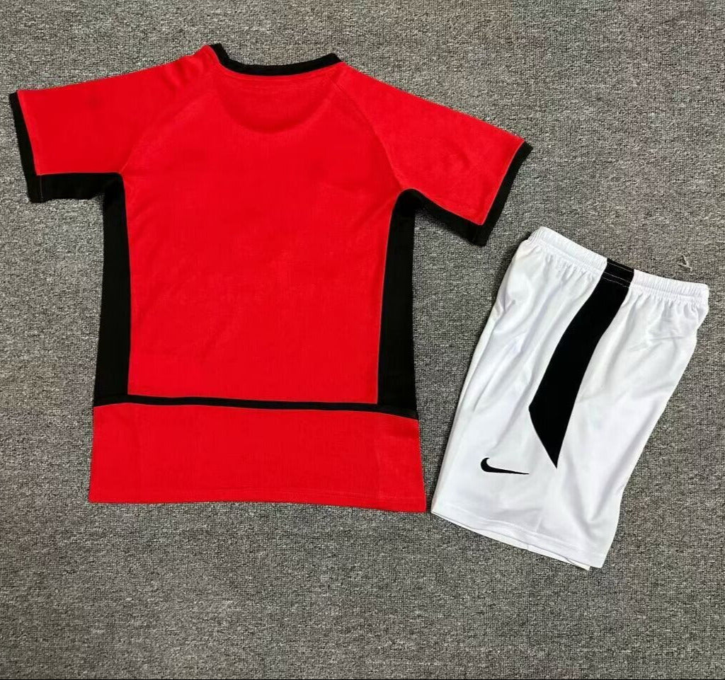 Manchester United 2002/04 Vintage Retro Home Kids Jersey Set