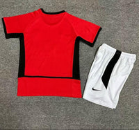 Manchester United 2002/04 Vintage Retro Home Kids Jersey Set