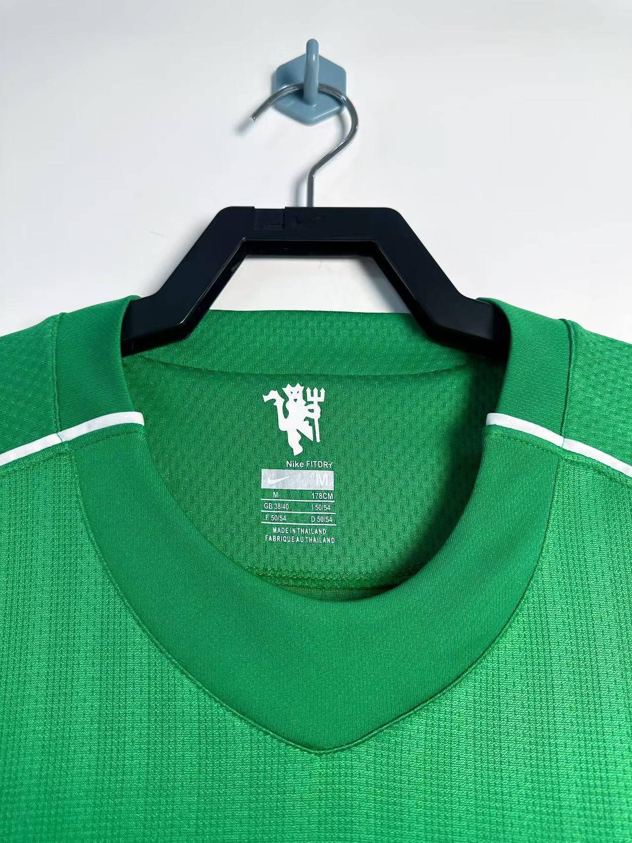 Manchester United 2007/08 Vintage Retro Goalkeeper Green Long Sleeve Jersey - Concept Kits