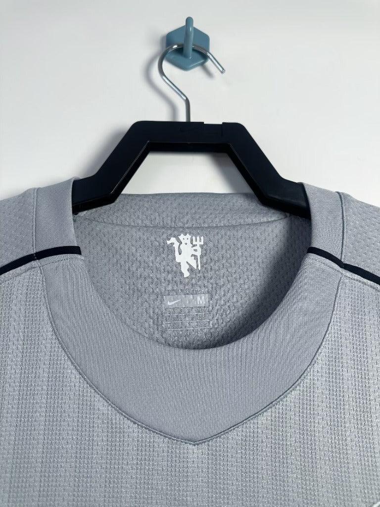 Manchester United 2007/08 Vintage Retro Goalkeeper Grey Long Sleeves Jersey - Concept Kits