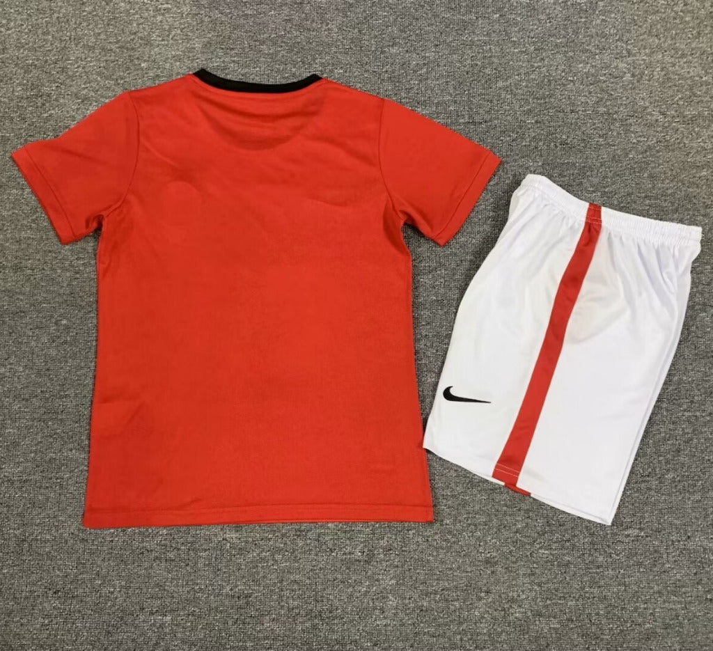 Manchester United 2009/10 Vintage Retro Home Kids Jersey Set