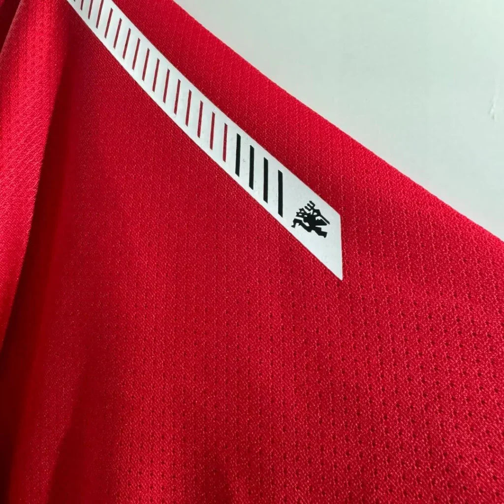 Manchester United 2010/11 Vintage Retro Home Jersey - Concept Kits