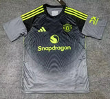 Manchester United 25/26 Black Goalkeeper Jersey
