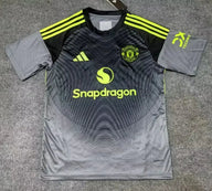 Manchester United 25/26 Black Goalkeeper Jersey