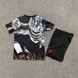 Manchester United 25/26 Black Pre Match Kids Jersey Set