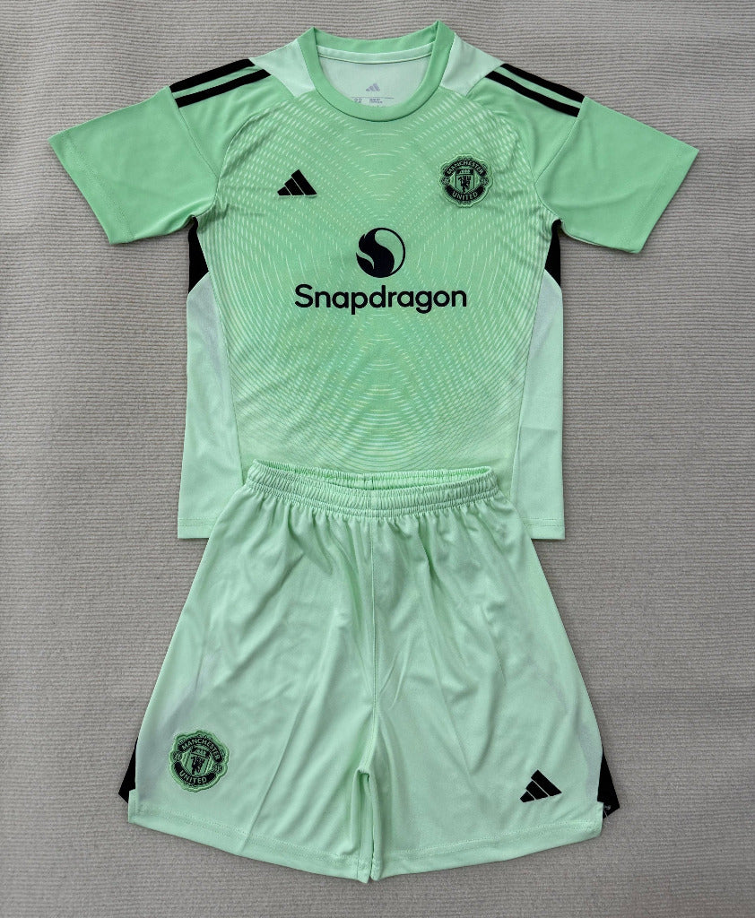 Manchester United 25/26 Green Goalkeeper Kids Jersey Set