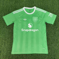Manchester United 25/26 Green/White Goalkeeper Jersey