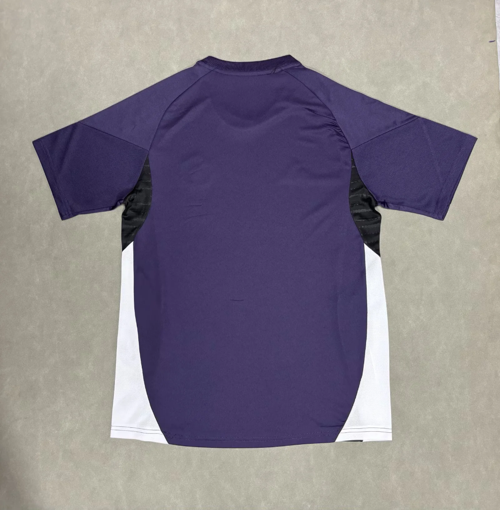 Manchester United 25/26 Purple Training Jersey