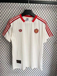 Manchester United 25/26 Red Retro Style Icons Jersey