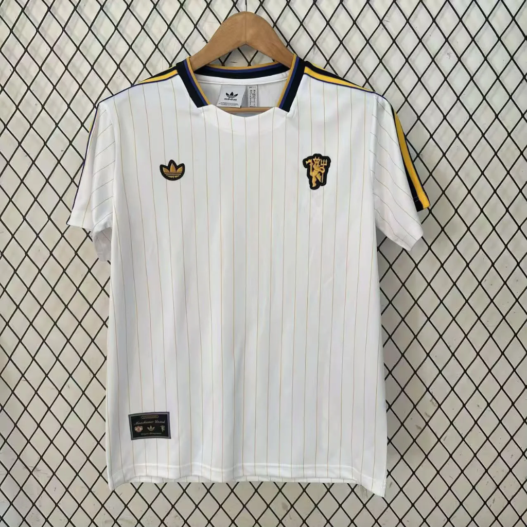 Manchester United 25/26 White Retro Style Terrace Icons Jersey
