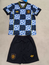 Manchester United 26/26 Check Pattern Kids Jersey Set