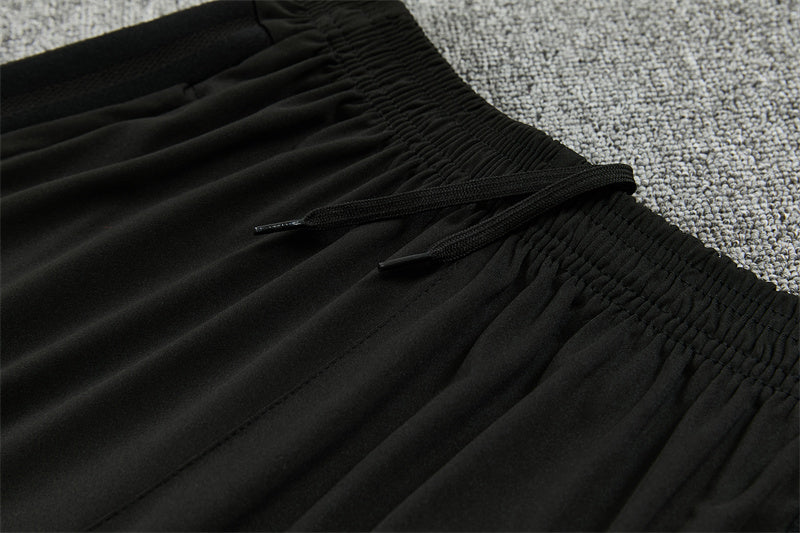 Manchester United 26/27 All-Black Training Tracksuit Set