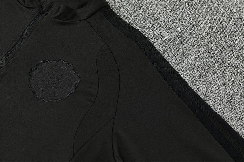 Manchester United 26/27 All-Black Training Tracksuit Set