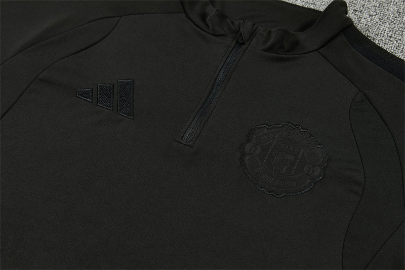 Manchester United 26/27 All-Black Training Tracksuit Set