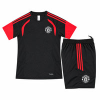 Manchester United 26/27 Black/Red Stripes Training Kids Jersey Set