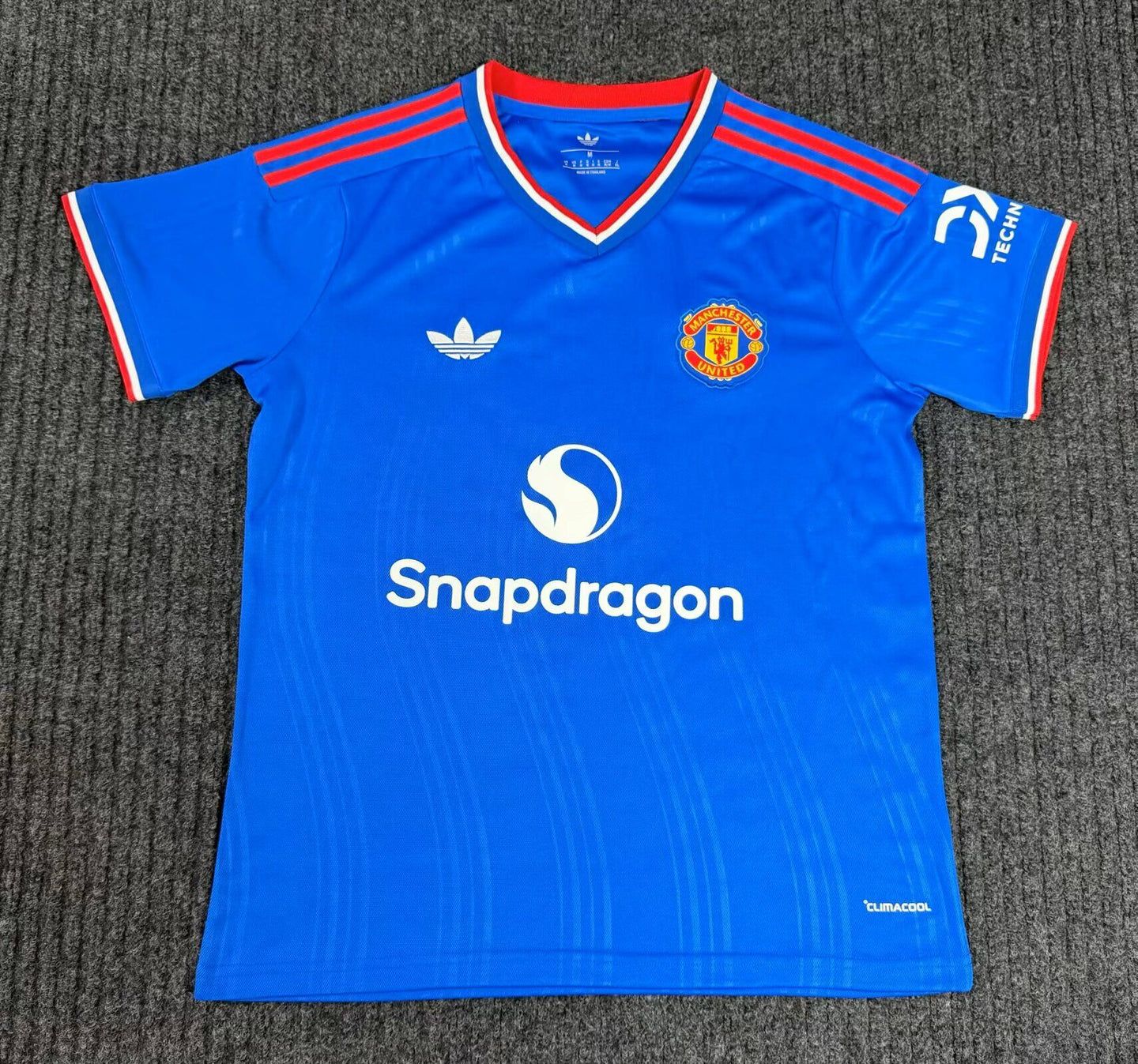 Manchester United 26/27 Blue/Red Trim Away Jersey