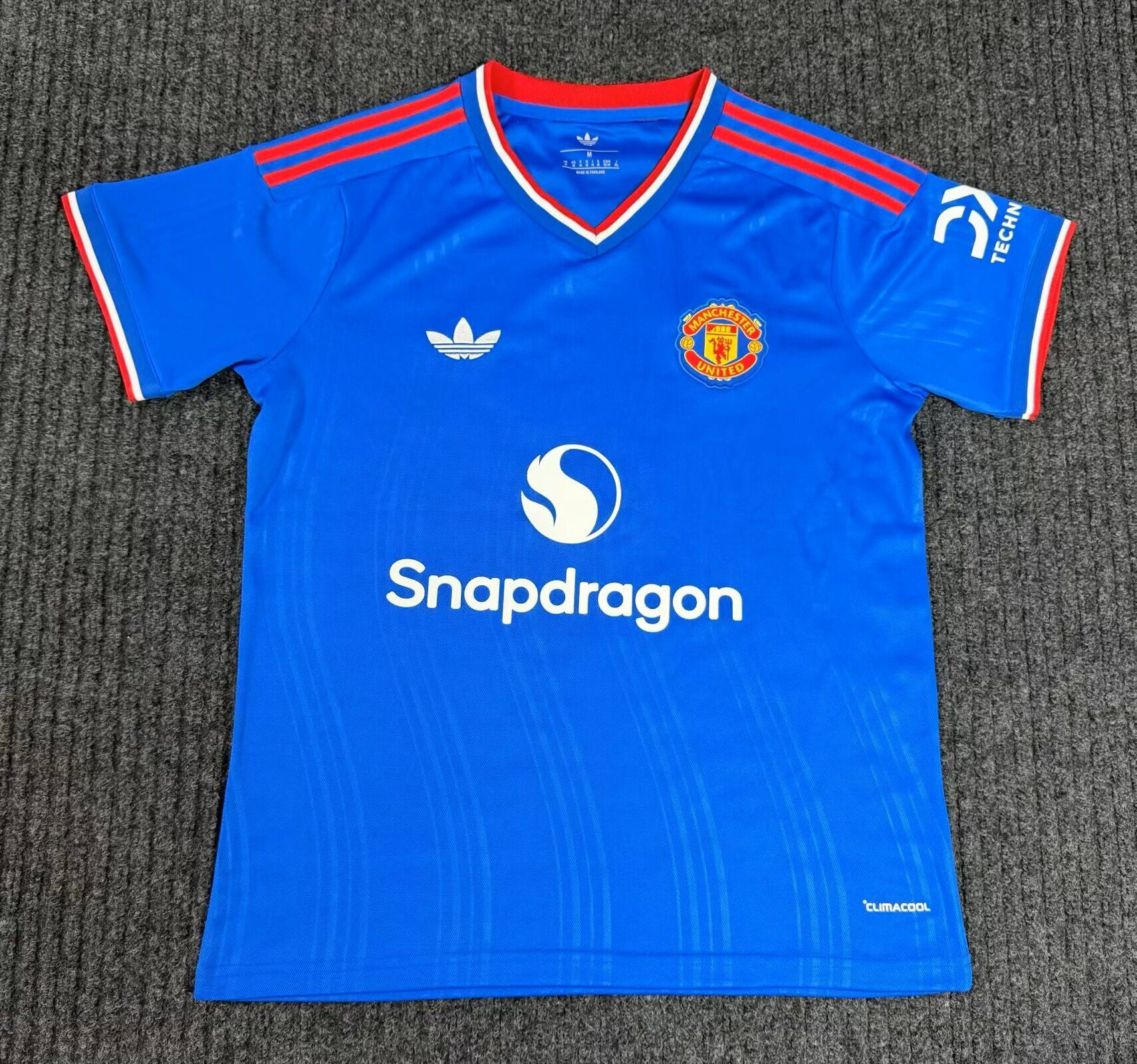 Manchester United 26/27 Blue/Red Trim Away Jersey