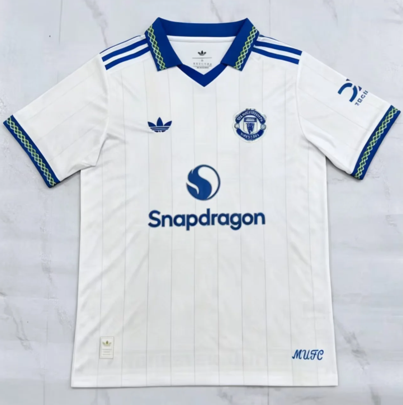 Manchester United 26/27 White/Blue Crest Away Jersey