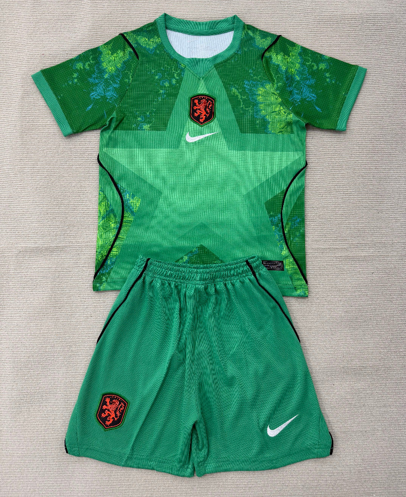 Netherlands 2026 Green Goalkeeper Kids Jersey Set
