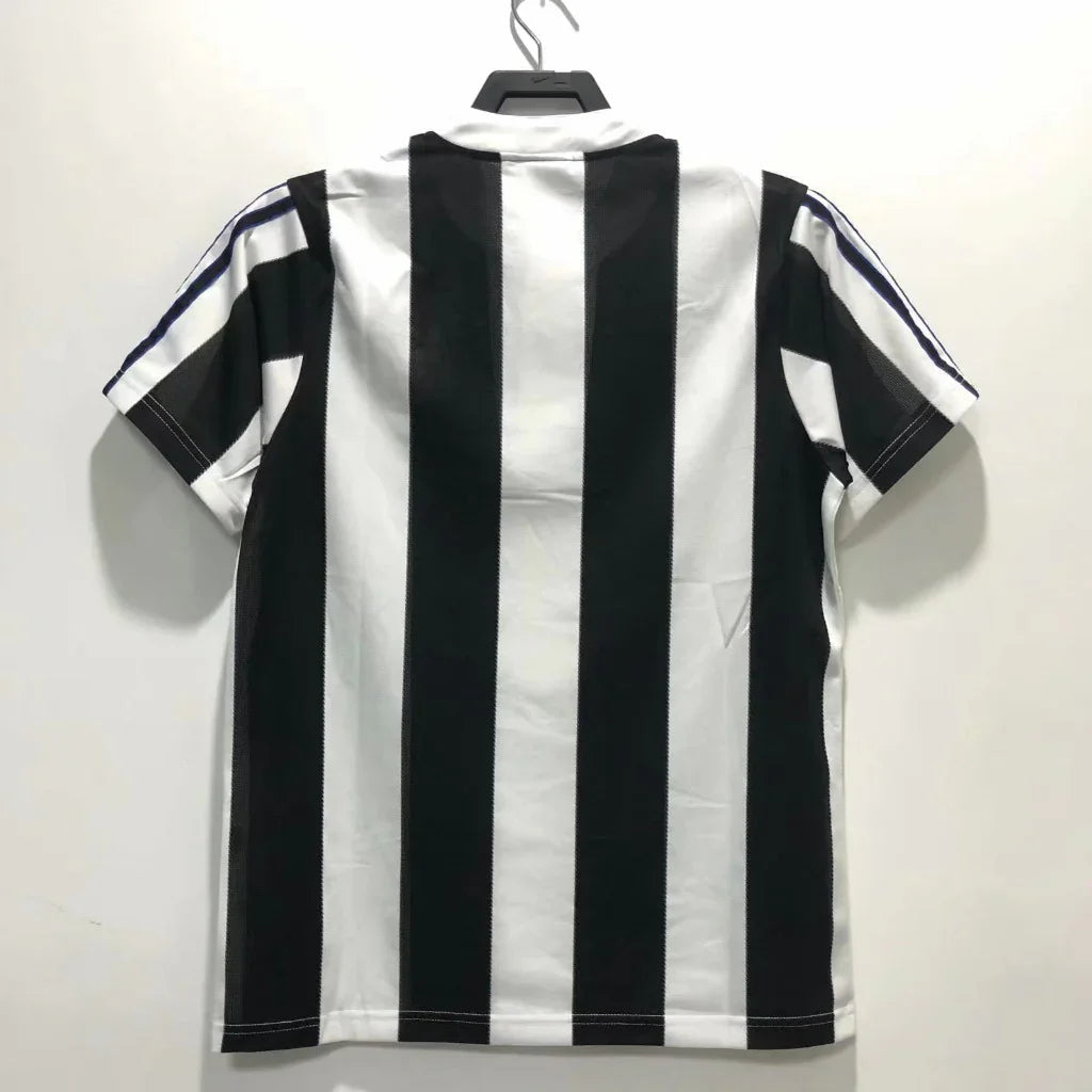 Newcastle 1995/97 Vintage Retro Home Jersey - Concept Kits