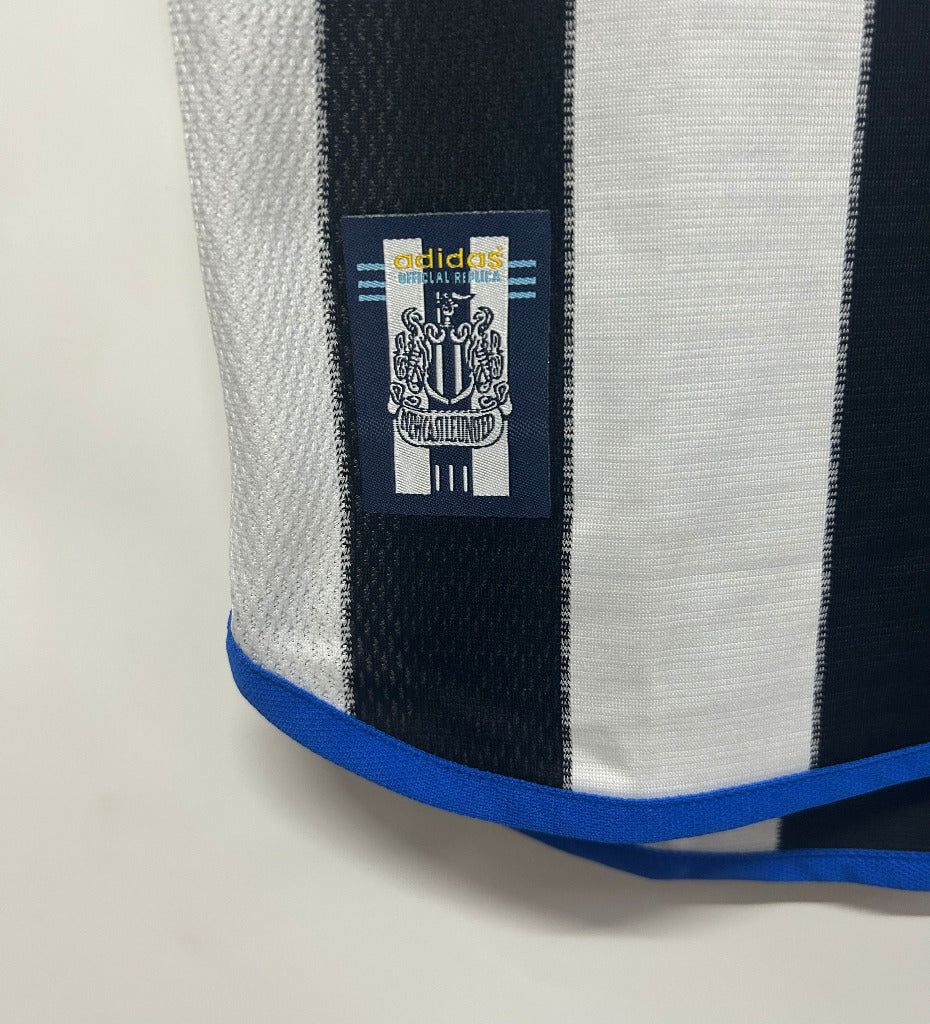 Newcastle 1999/00 Vintage Retro Home Jersey - Concept Kits