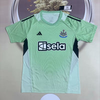Newcastle 25/26 Goalkeeper Green Jersey