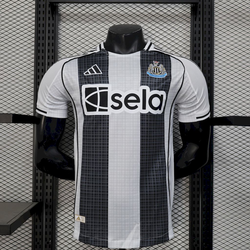 Newcastle 25/26 Home Player Version Black/White Jersey