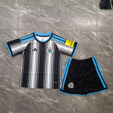 Newcastle 26/27 Black/White Barcode Stripe Home Kids Jersey Set