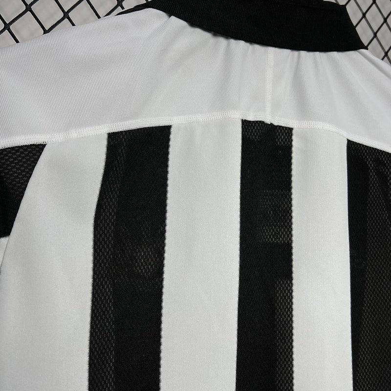 Newcastle United 2003/05 Vintage Retro Home Long Sleeves Jersey