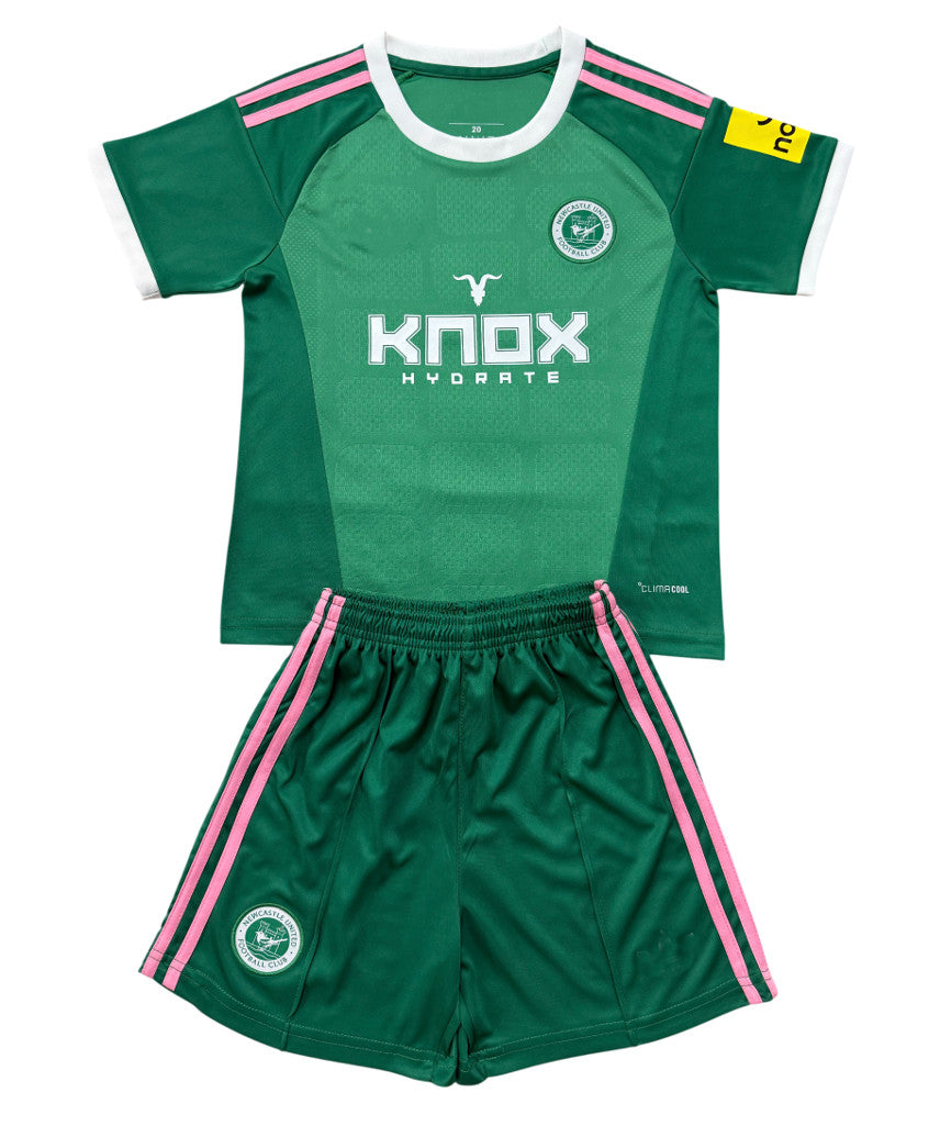 Newcastle United 26/27 Green/White/Pink Stripes Goalkeeper Kids Jersey Set