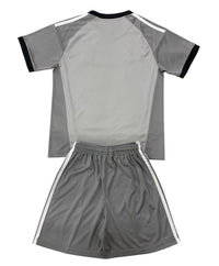 Nottingham Forest 26/27 Gray/White Shoulder Stripes Goalkeeper Kids Jersey Set