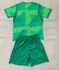 PSG 26/27 Vibrant Green Goalkeeper Kids Jersey Set
